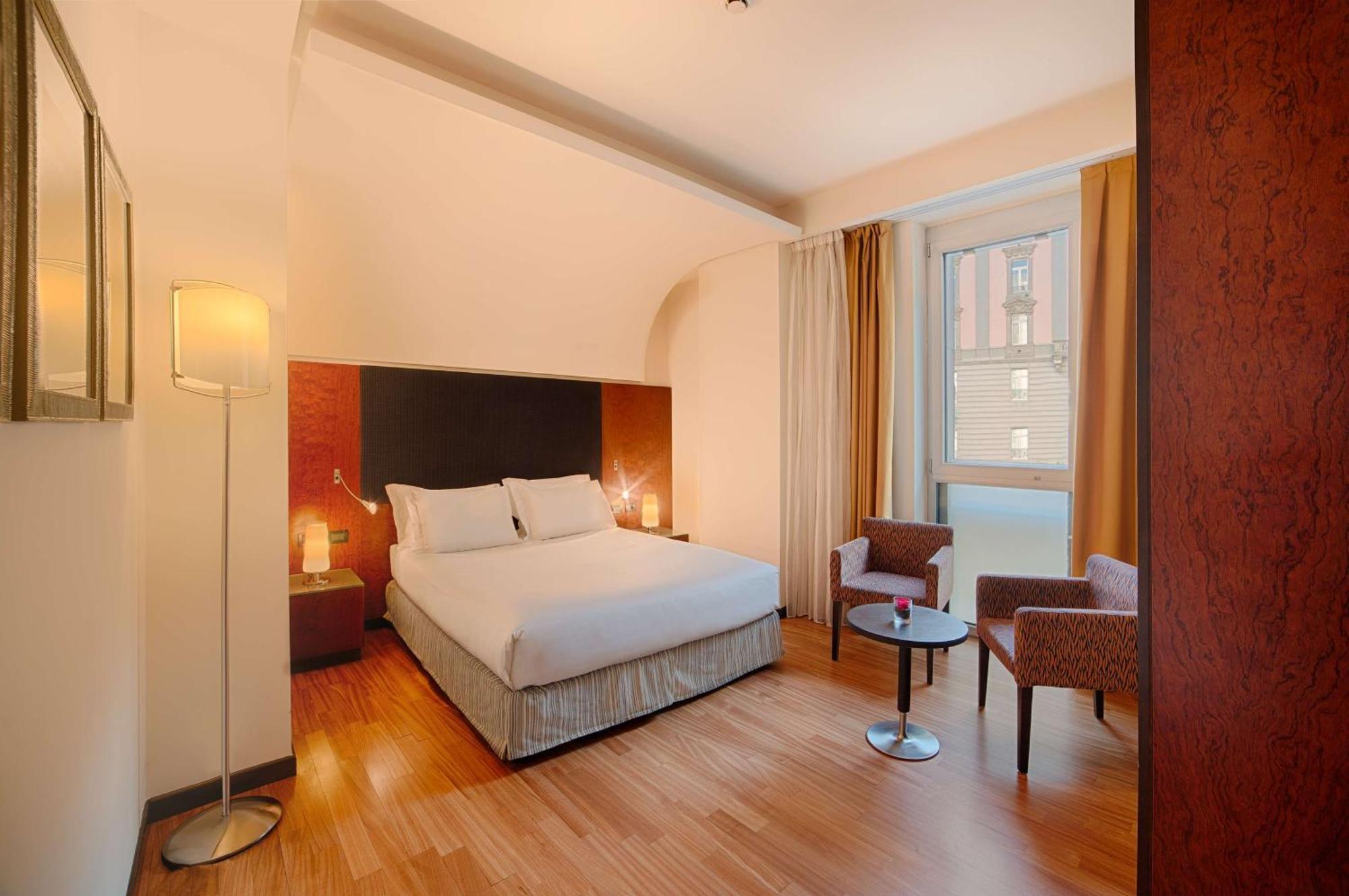 Hotel NH Bergamo Esterno foto