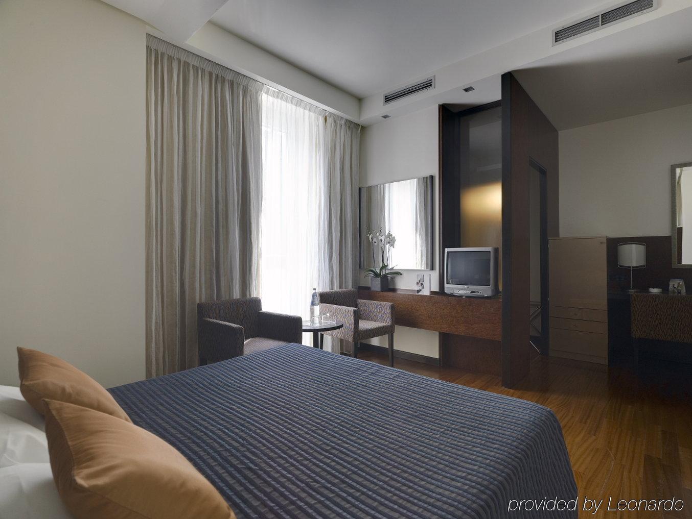 Hotel NH Bergamo Camera foto