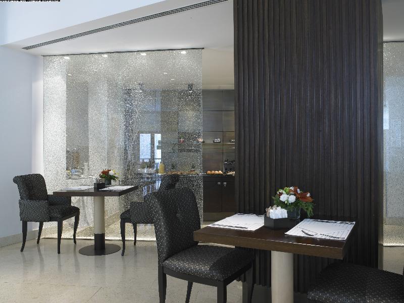 Hotel NH Bergamo Esterno foto