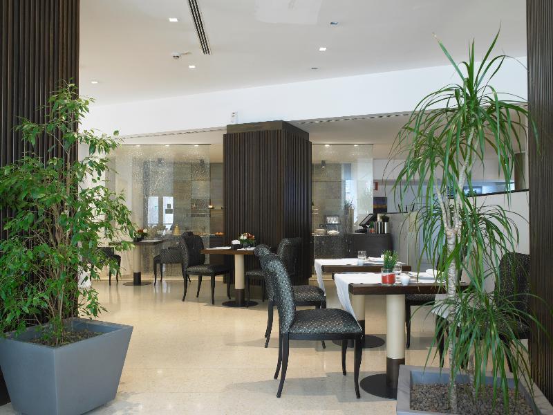 Hotel NH Bergamo Esterno foto