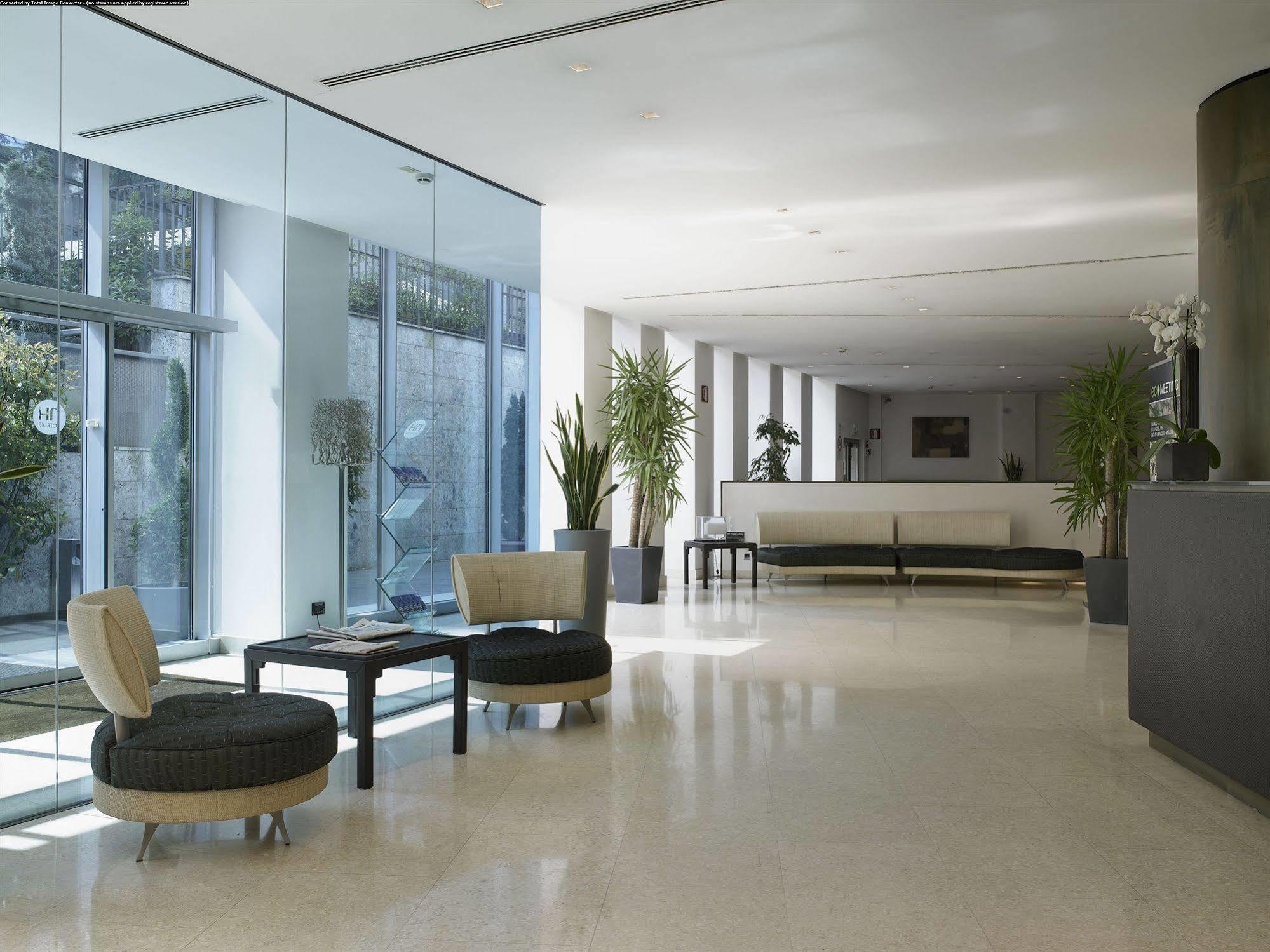 Hotel NH Bergamo Esterno foto